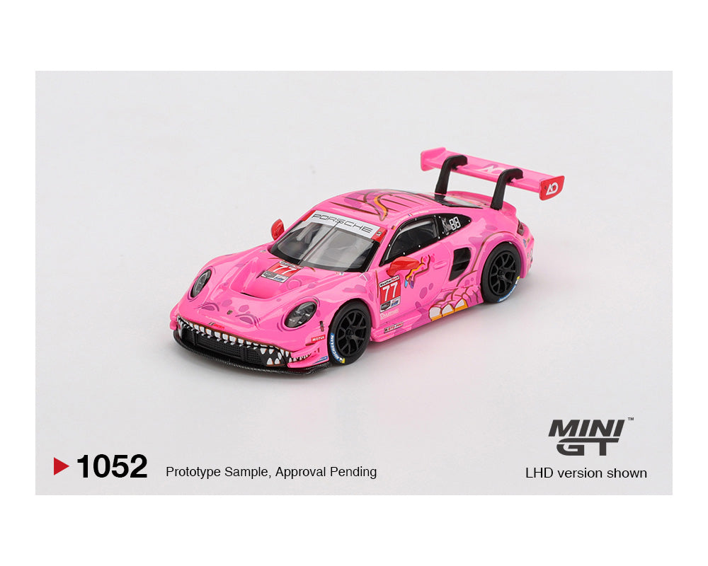 Pre-Orden Mini GT 1:64 Porsche 911 GT3 R #77 AO Racing 2024 IMSA ROAD AMERICA