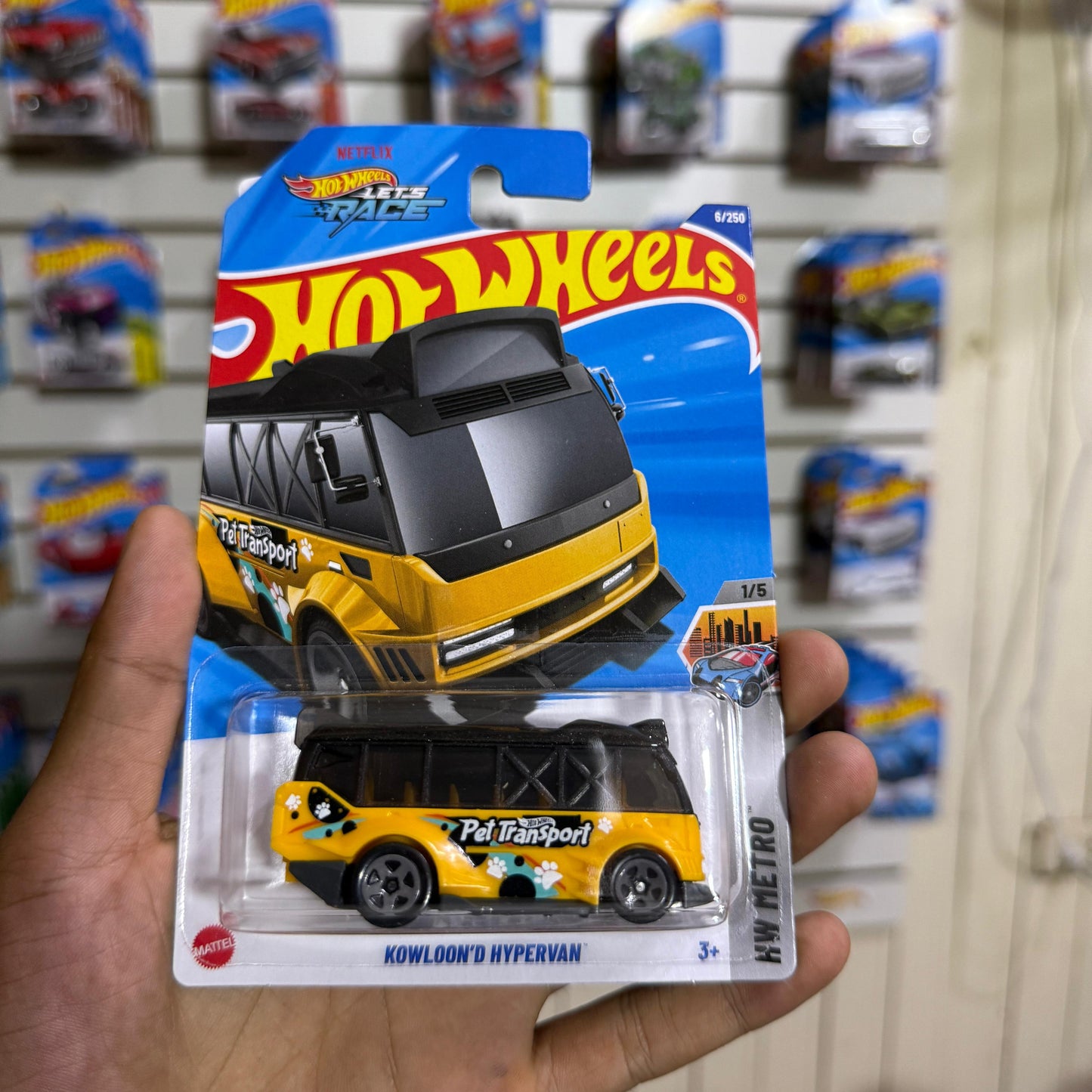 HW Básico Kowloon'd Hypervan