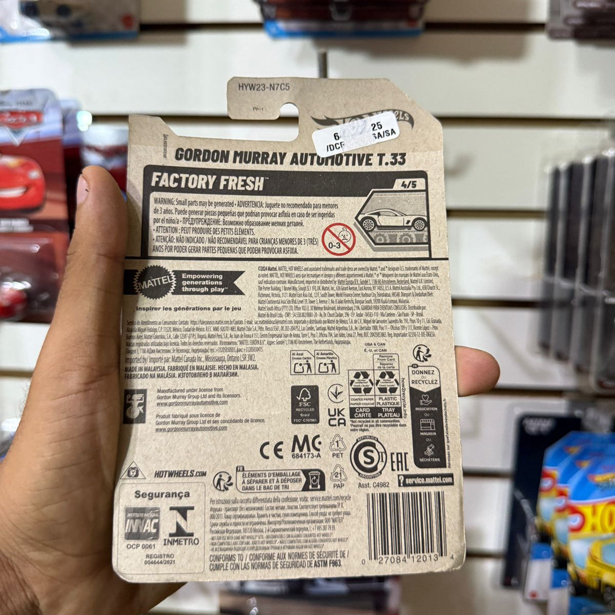 HW Básico Gordon Murray Automotive T.33 - Tarjeta dañada