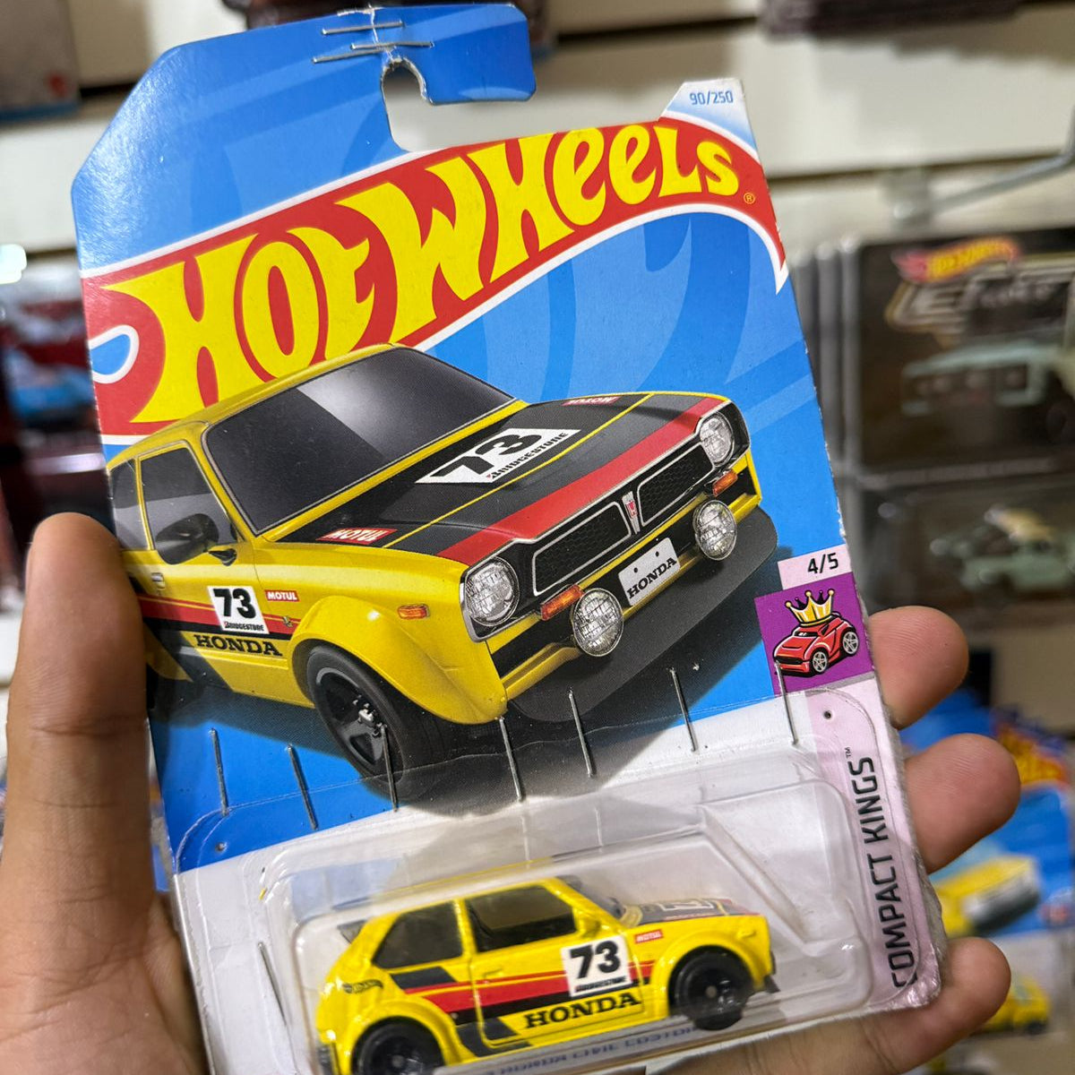 HW Básico 73' Honda Civic Custom - Tarjeta dañada