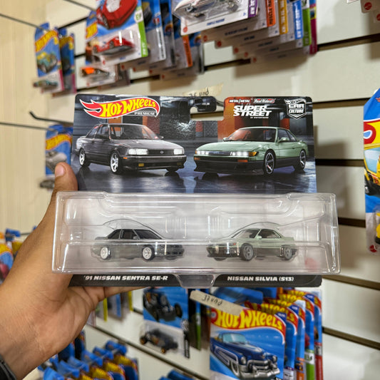 HW Premium Duo Pack 91' Nissan Sentra Se-r & Nissan Silvia(S13)