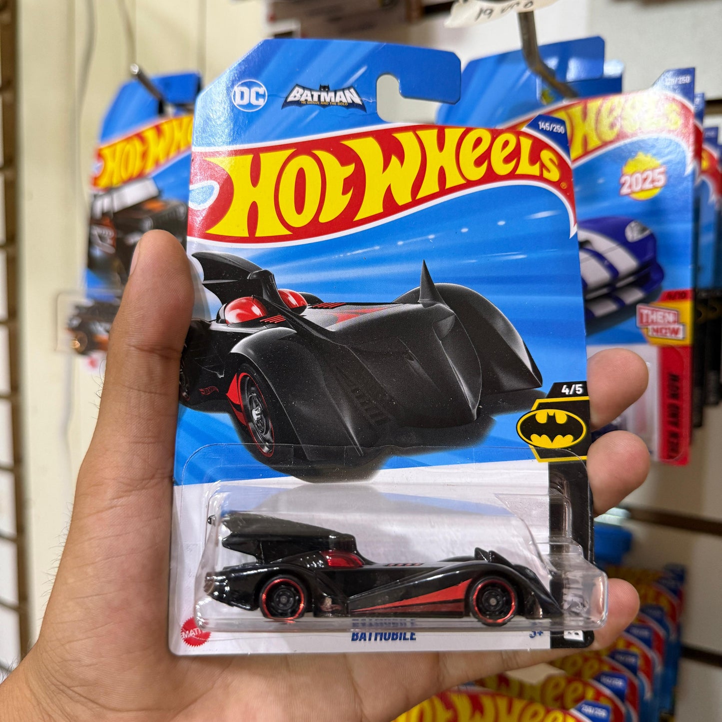 HW Básico Batmobile