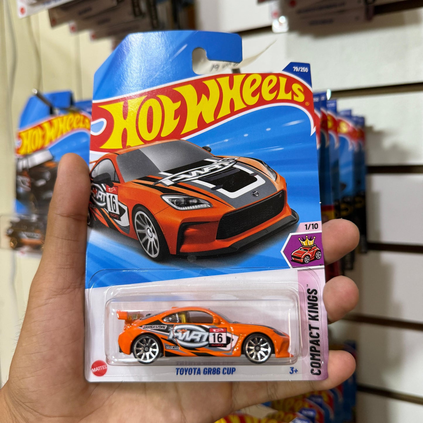 HW Básico Toyota GR86 Cup Anaranjado