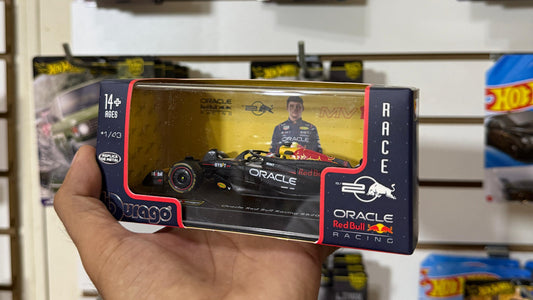 Formula 1 Max Verstappen 1:43 Bburago