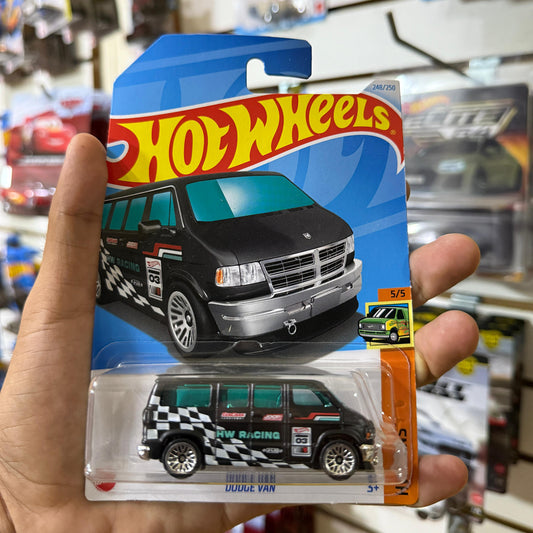 HW Básico Dodge Van