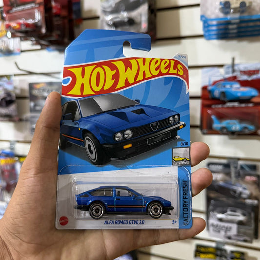 HW Básico Alfa Romeo Gtv6 3.0