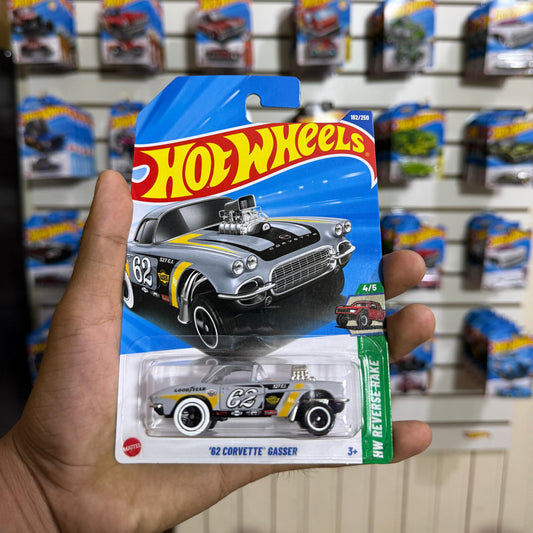HW Básico 62' Corvette Gasser