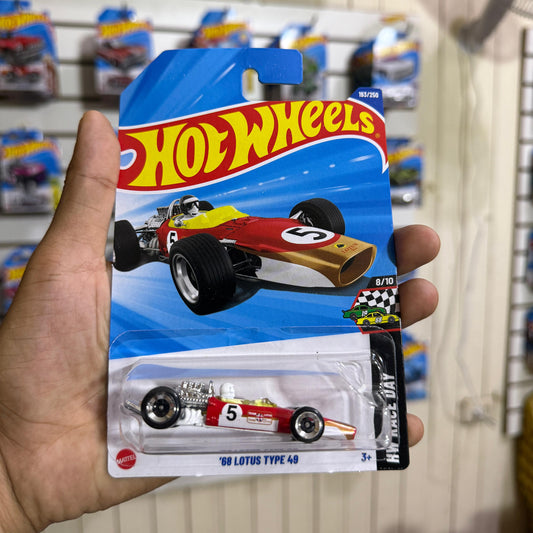 HW Básico 68' Lotus Type 49