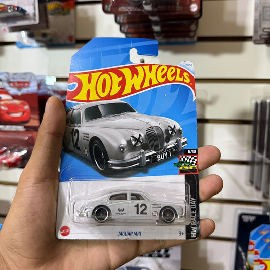 HW Básico Jaguar Mk1 - Tarjeta dañada