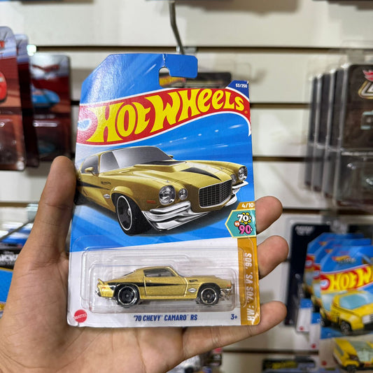 HW Básico 70' Chevy Camaro Rs - Tarjeta dañada