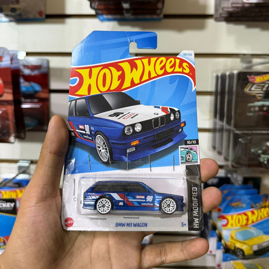 HW Básico Bmw M3 Wagon - Tarjeta dañada
