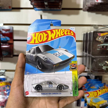 HW Básico Porsche 904 Carrera Gts - Tarjeta dañada