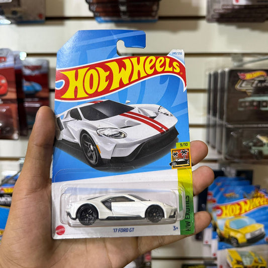 HW Básico 17' Ford Gt - Tarjeta dañada
