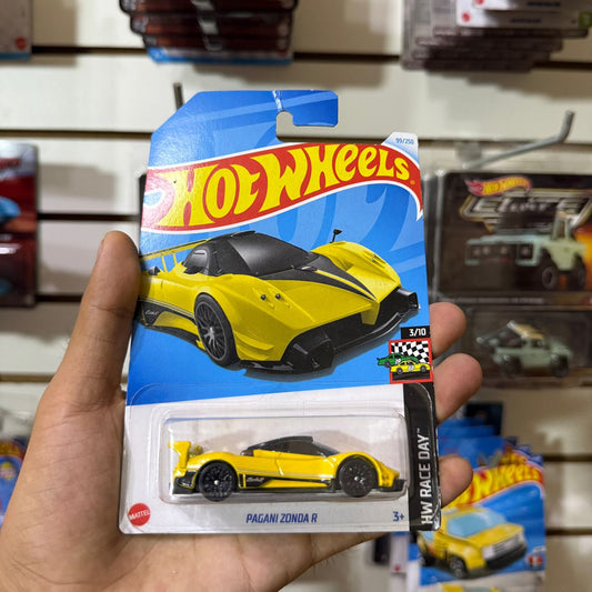 HW Básico Pagani zonda r - Tarjeta dañada