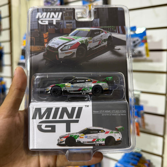 (Chase) Mini GT 1:64 Nissan GT-R NISMO GT3 #23  KCMG 2018 Fia GT Maca (Copia)