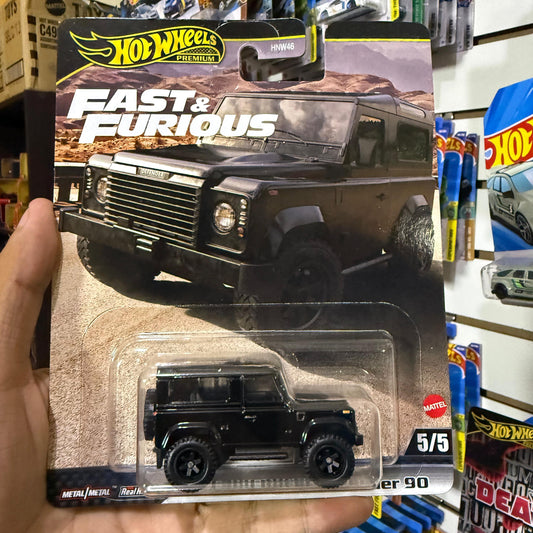 Hot Wheels 2025 Rápidos y Furiosos Land Rover Defender 90 con llantas de goma